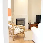 Blue Twenty Two - / Oporto Apartment *