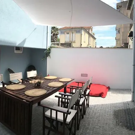 Blue Twenty Two - / Oporto * Espinho (Aveiro)