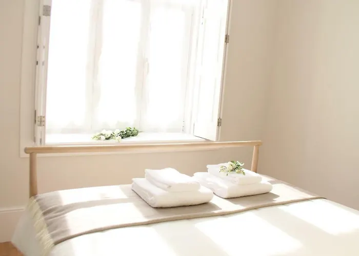 Blue Twenty Two - / Oporto *